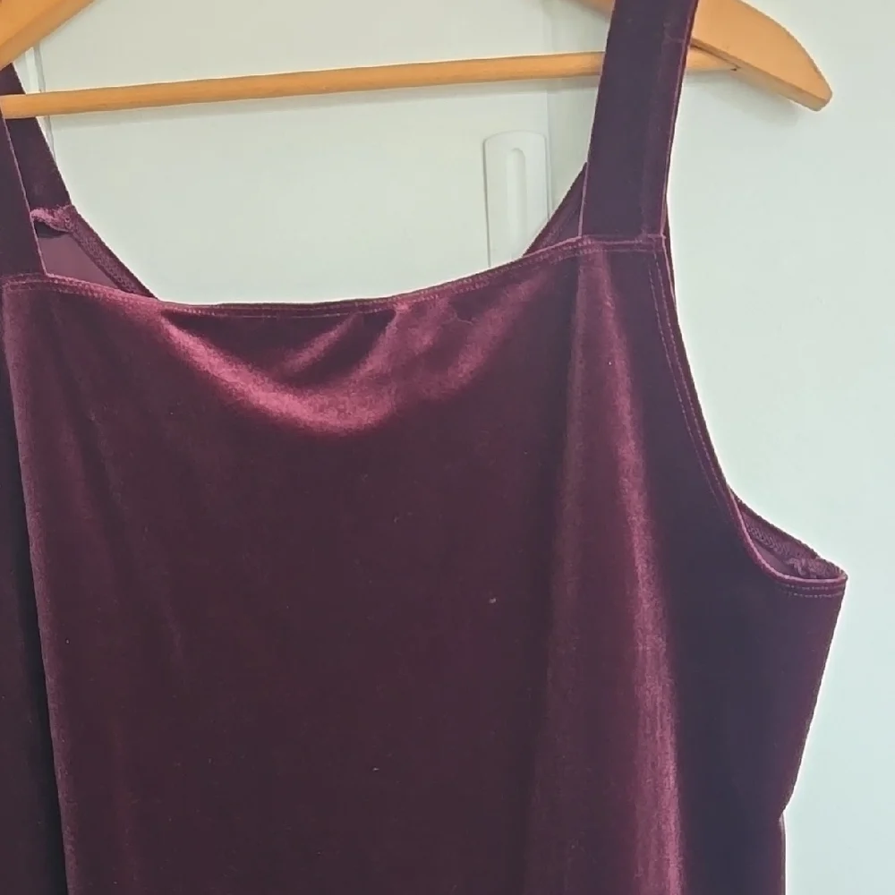 CHICO'S Velvet Tank Top in Deep Burgundy - Picture 5 of 9